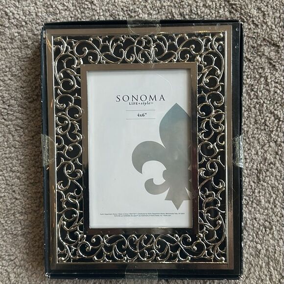 Sonoma Life + Style Filagree Scrolled Frame! - Picture 3 of 4
